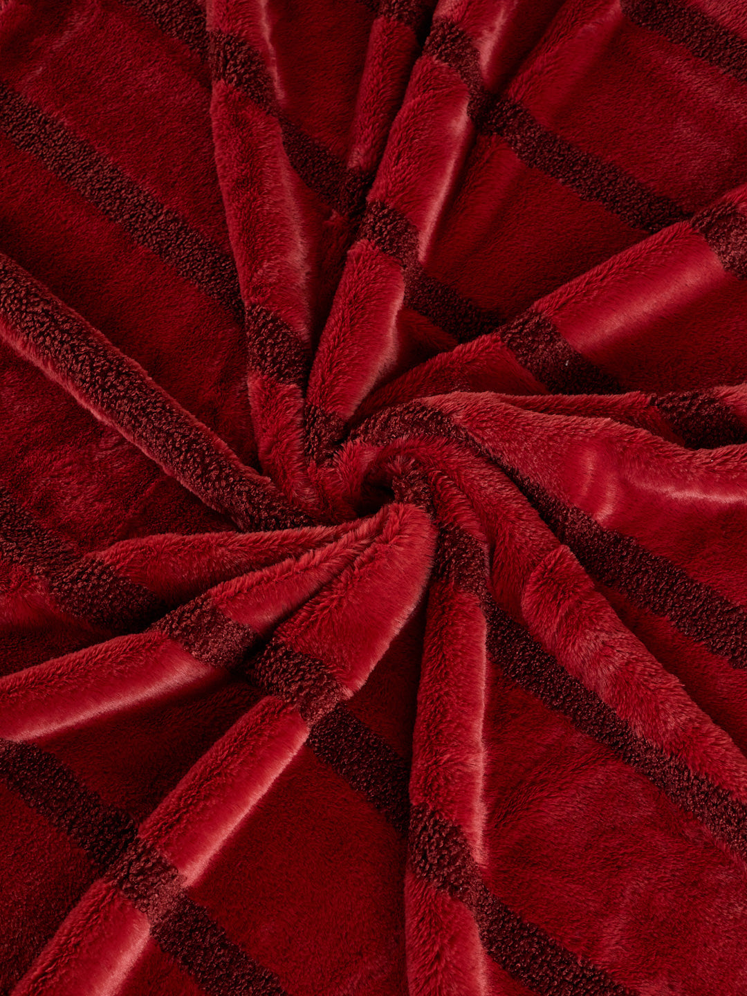 Double Bed 2 Ply 680 GSM Blanket for Winter (Ivy Rose), Weight 3.6 kg