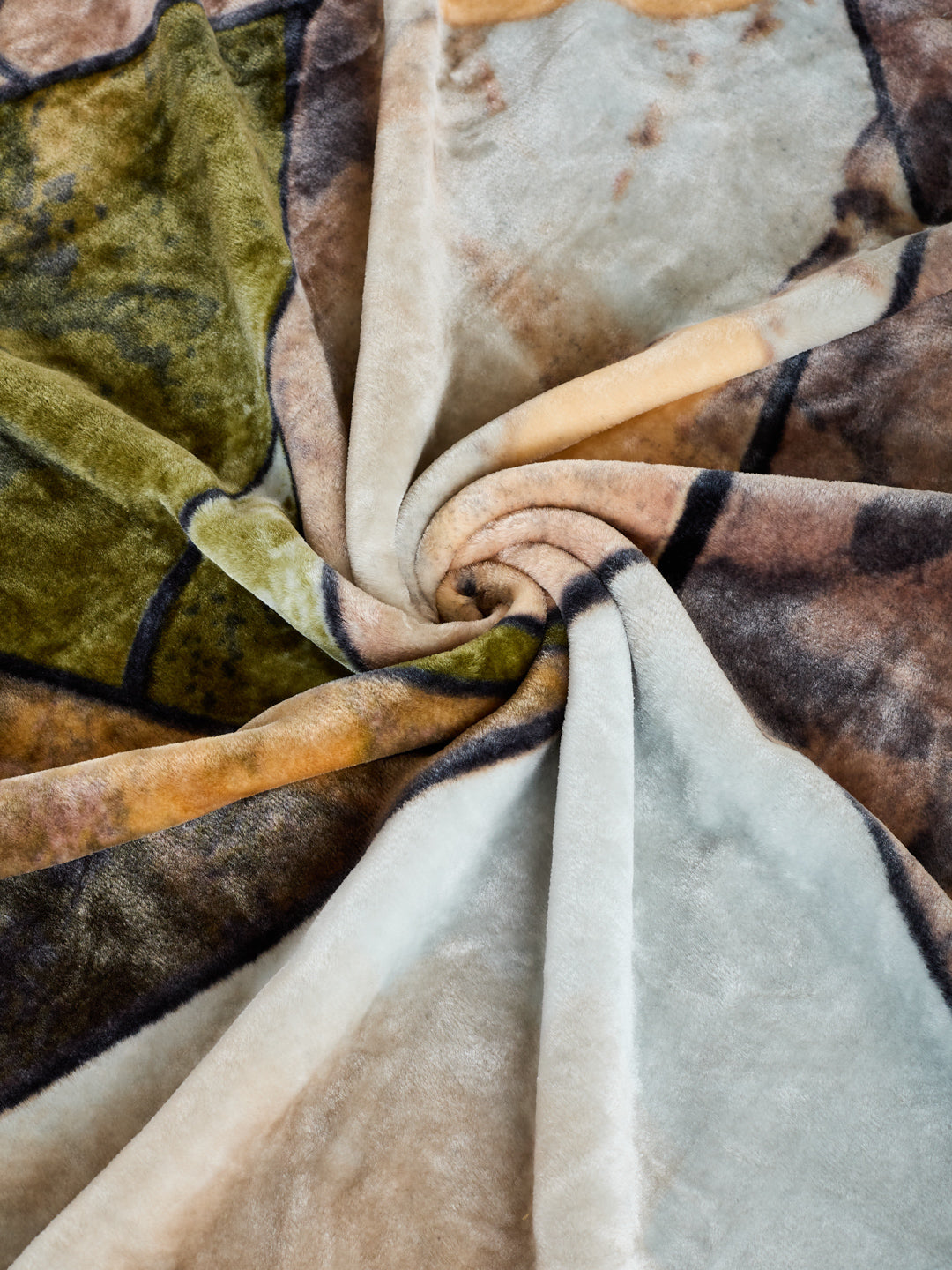 Printed Double Bed 1 Ply 420 GSM Blanket for Winter (Java), Weight 2 kg
