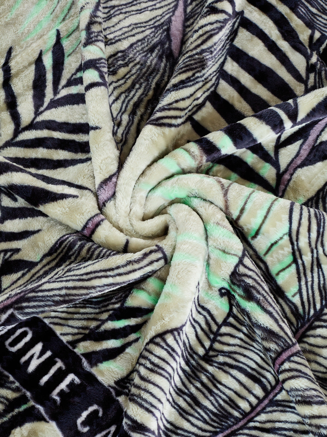 Printed Single Bed 2 Ply 850 GSM Blanket for Winter (Kye), Weight 3 kg