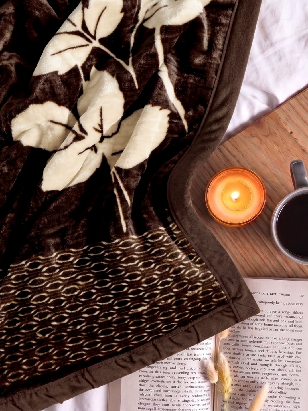 Printed Double Bed 2 Ply 870 GSM Blanket for Winter (Moon Valley), Weight 4.6 kg