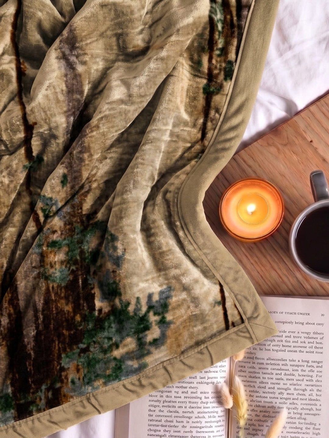 Printed Double Bed 2 Ply 870 GSM Blanket for Winter (Moon Valley), Weight 4.6 kg