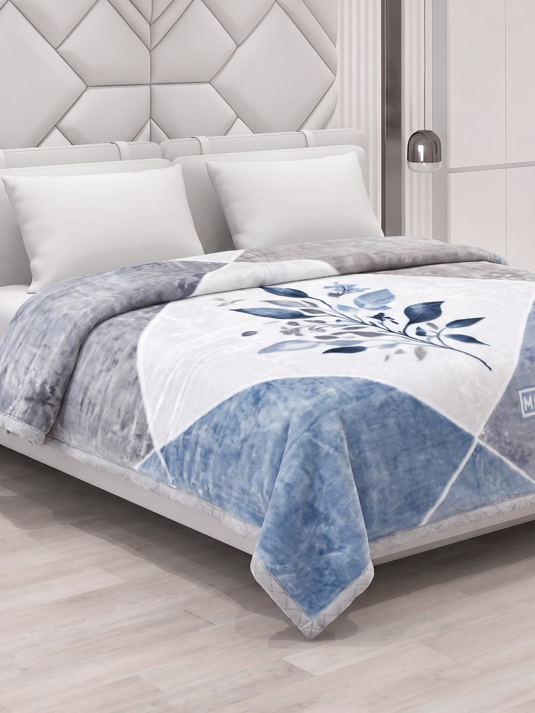 Printed Double Bed 2 Ply 870 GSM Blanket for Winter (Moon Valley Plus), Weight 4.6 kg