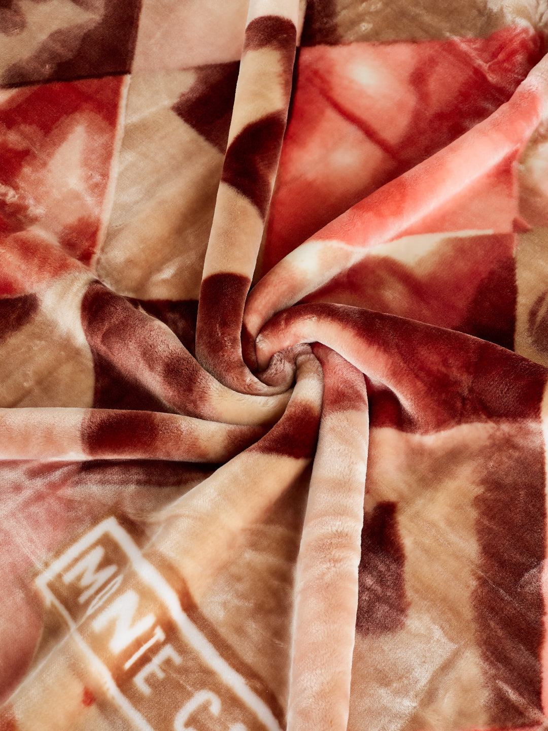 Printed Double Bed 2 Ply 870 GSM Blanket for Winter (Moon Valley Plus), Weight 4.6 kg