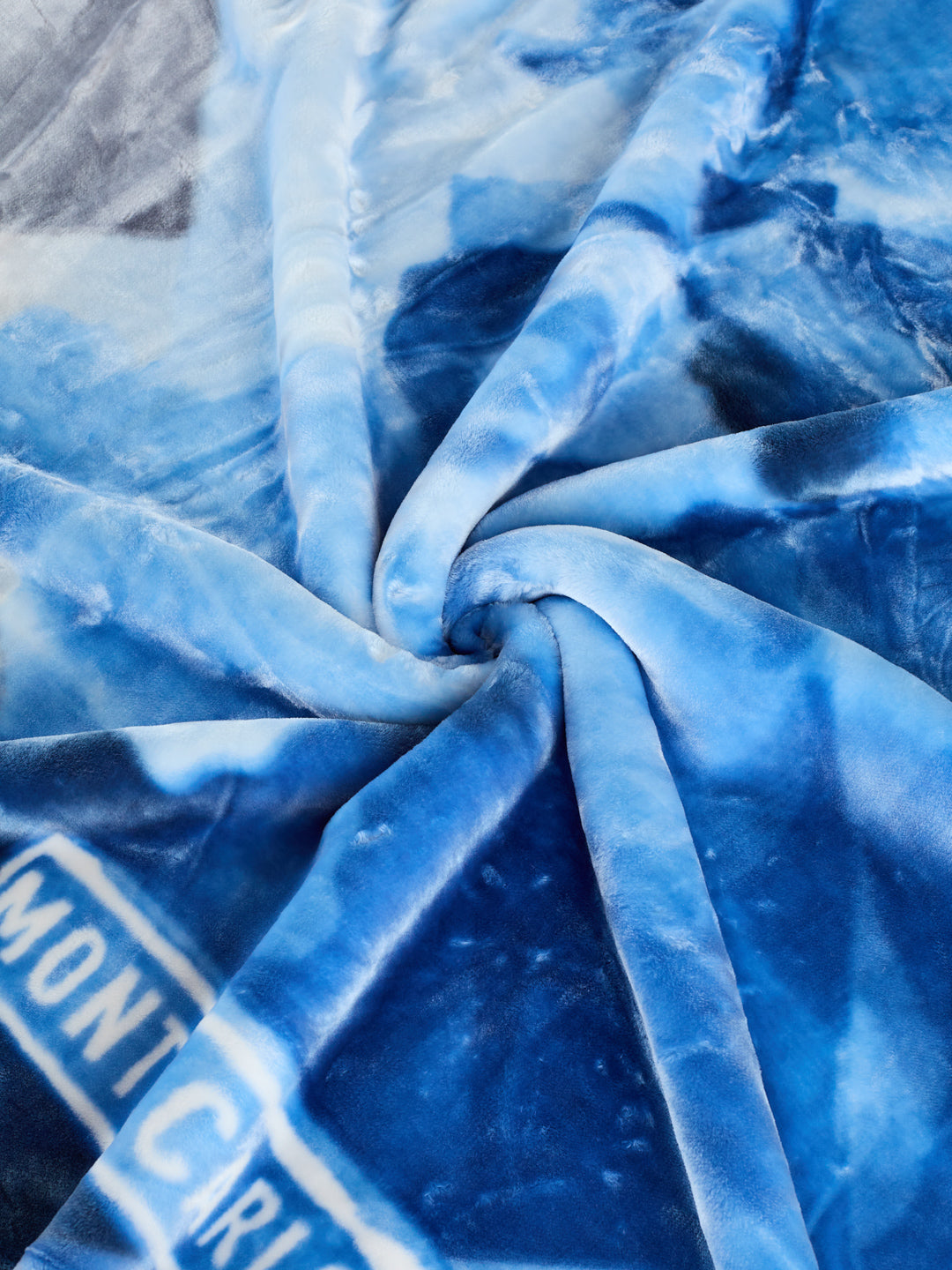 Printed Double Bed 2 Ply 870 GSM Blanket for Winter (Moon Valley Plus), Weight 4.6 kg