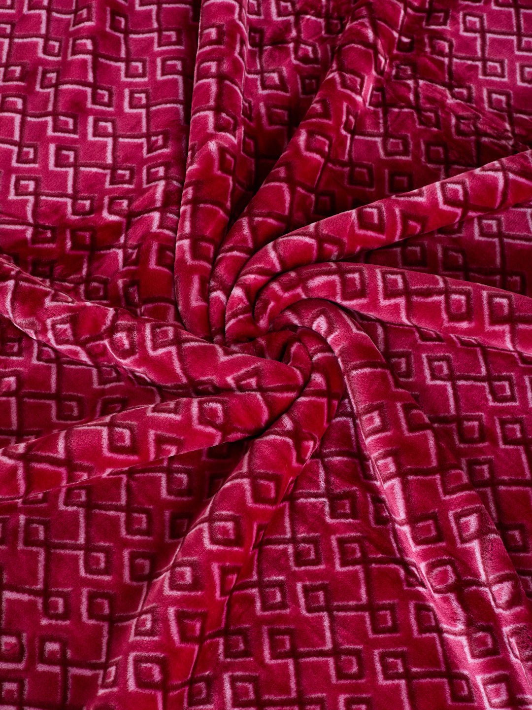 Floral Print Double Bed 3 Ply 950 GSM Blanket for Winter (Nagina), Weight 5 kg