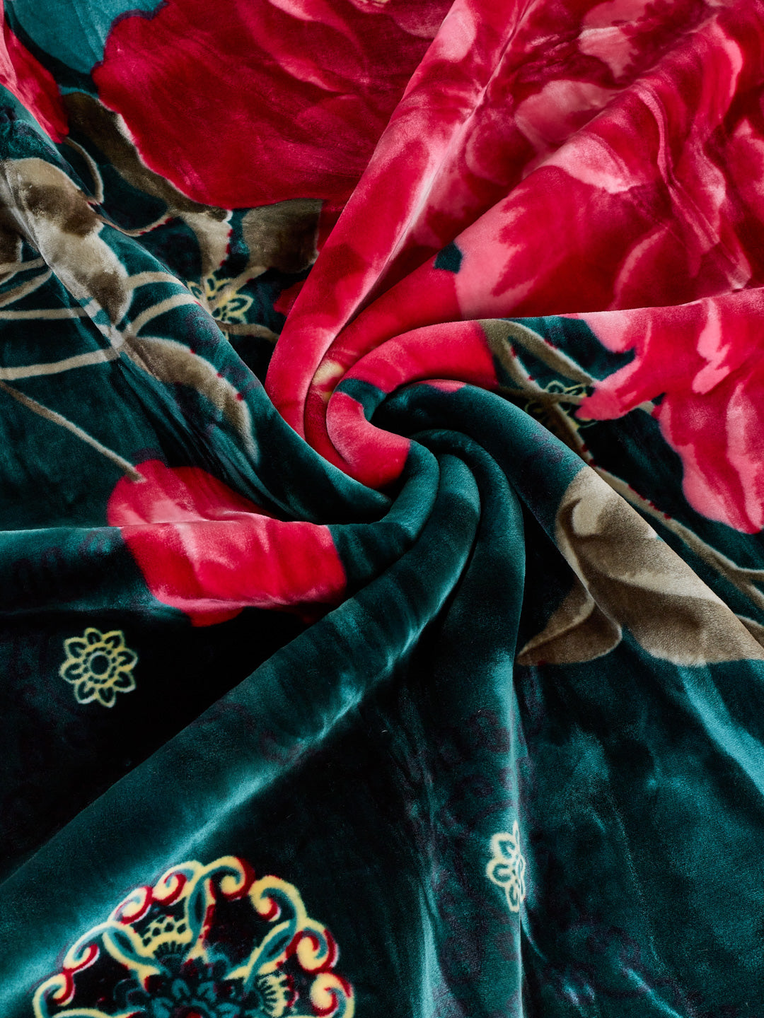 Floral Print Double Bed 2 Ply 1400 GSM Blanket for Winter (Rambo 3D), Weight 7.5 kg