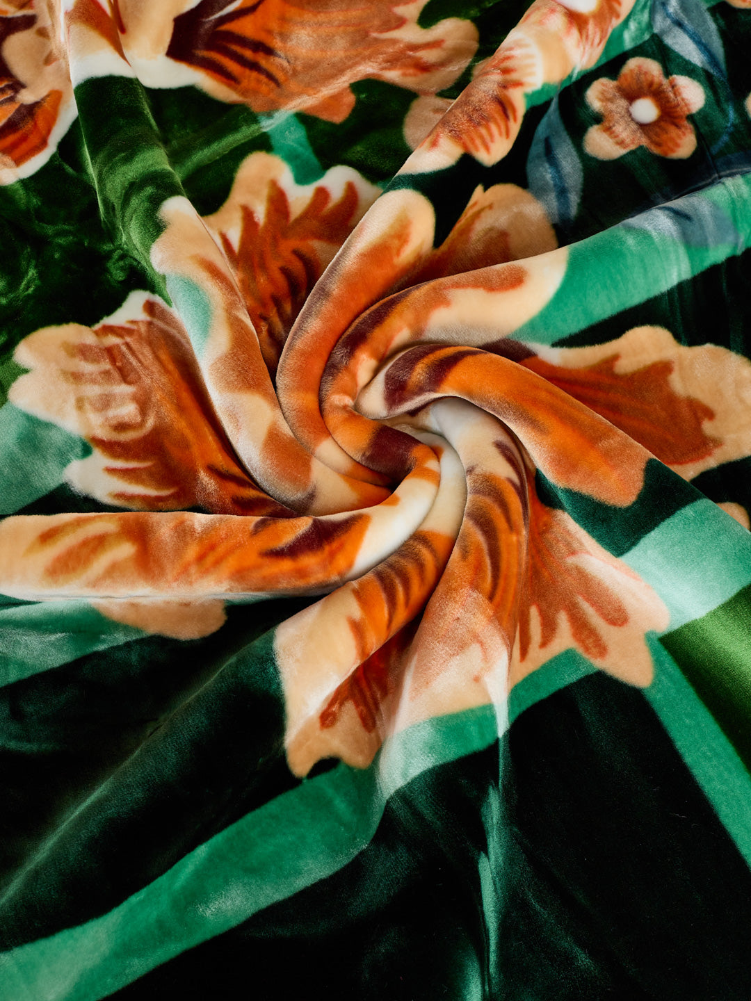 Floral Print Double Bed 2 Ply 1400 GSM Blanket for Winter (Rambo 3D), Weight 7.5 kg