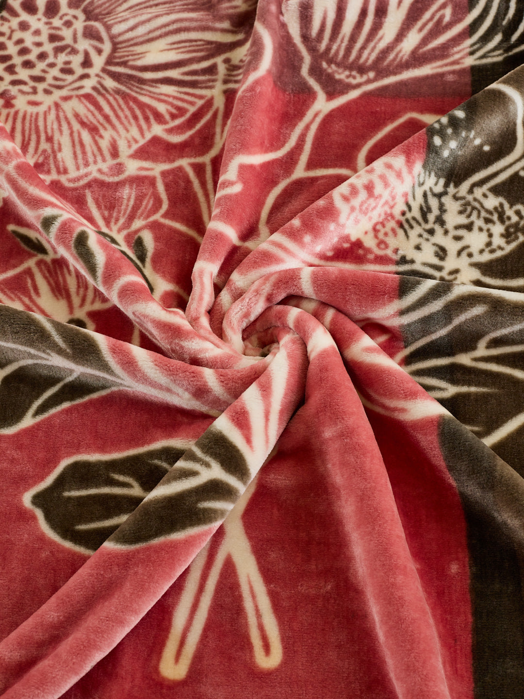 Printed Double Bed 1 Ply 500 GSM Blanket for Winter (Regal), Weight 2.4 kg
