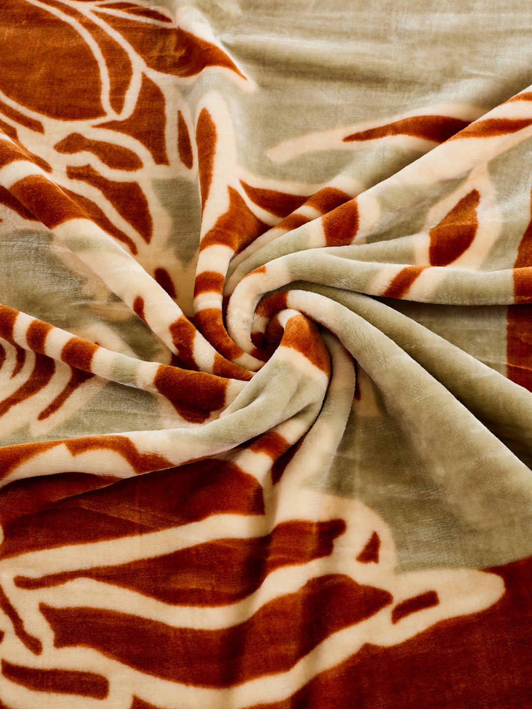Printed Double Bed 1 Ply 500 GSM Blanket for Winter (Regal), Weight 2.4 kg