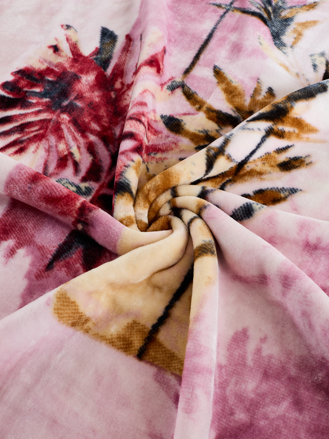 Printed Single Bed 1 Ply 580 GSM Blanket for Winter (Relations), Weight 1.9 kg