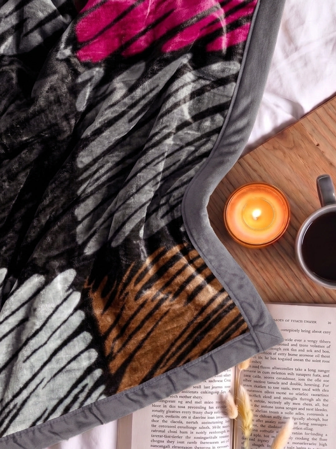 Printed Single Bed 1 Ply 580 GSM Blanket for Winter (Relations), Weight 1.9 kg