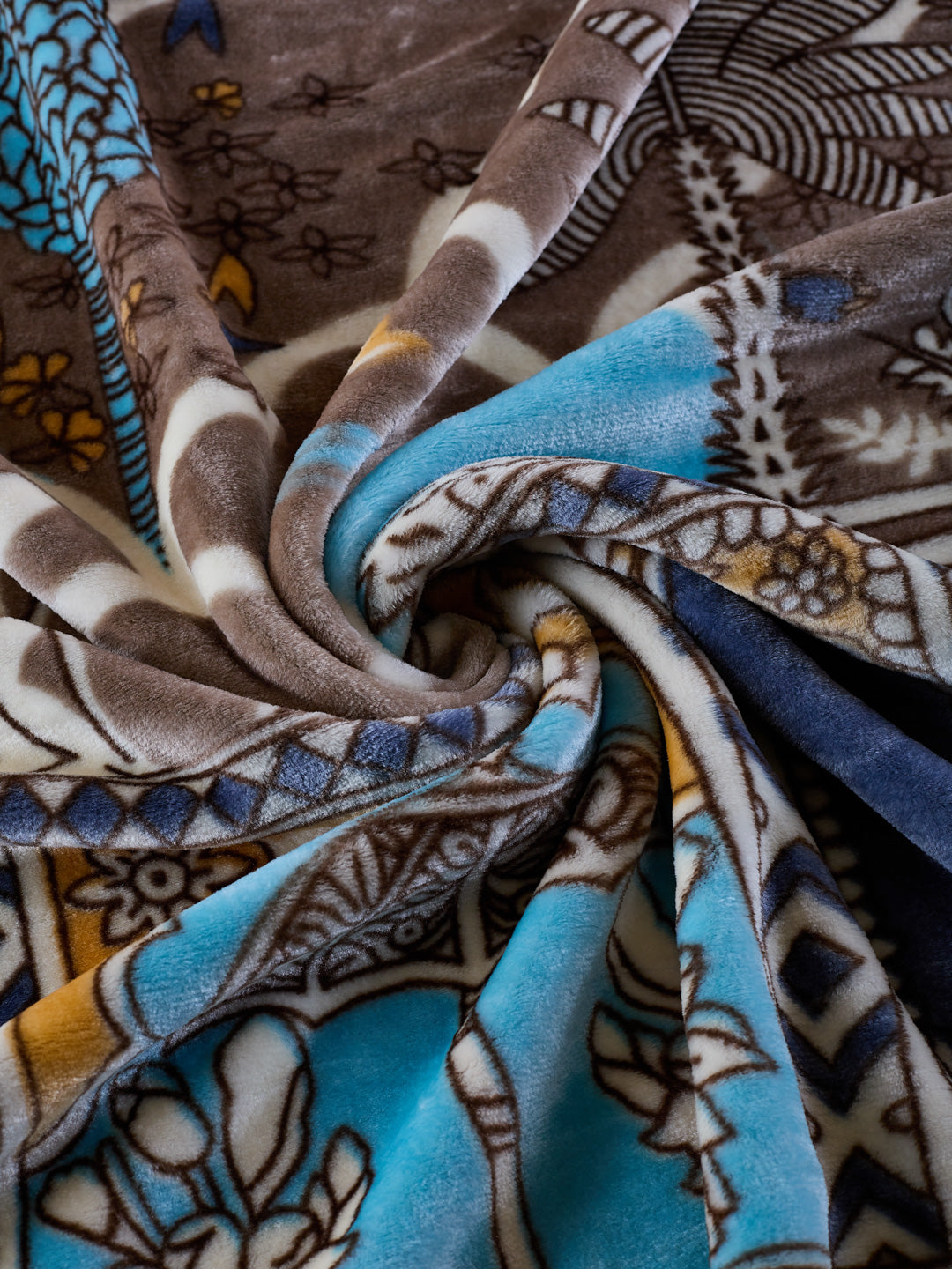 Printed Double Bed 1 Ply 550 GSM Blanket for Winter (Roman), Weight 2.9 kg