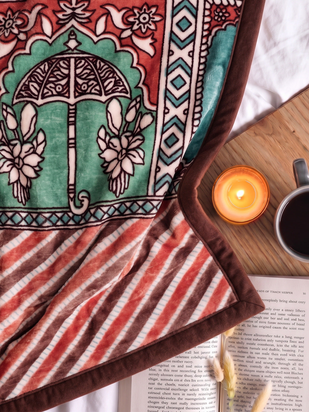 Printed Double Bed 1 Ply 550 GSM Blanket for Winter (Roman), Weight 2.9 kg
