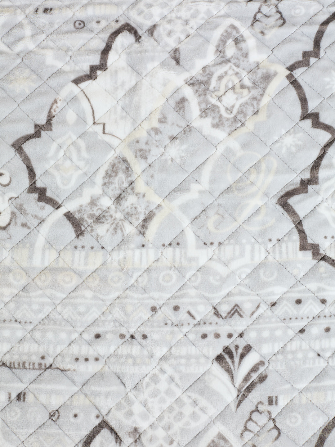 Printed Double Bed 3 Ply 470 GSM Blanket for Winter (Rosette), Weight 2.5 kg