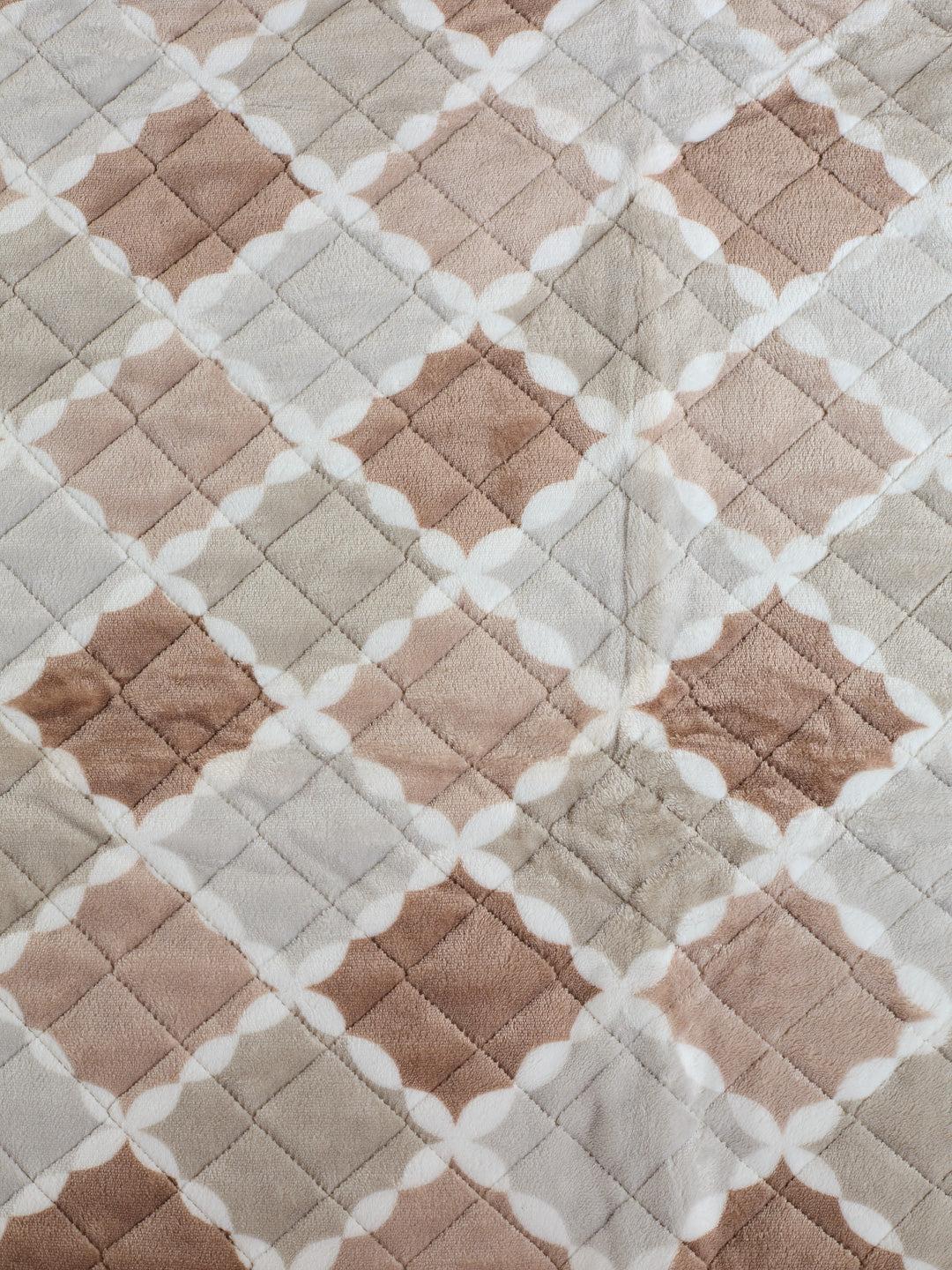 Printed Double Bed 3 Ply 470 GSM Blanket for Winter (Rosette), Weight 2.5 kg