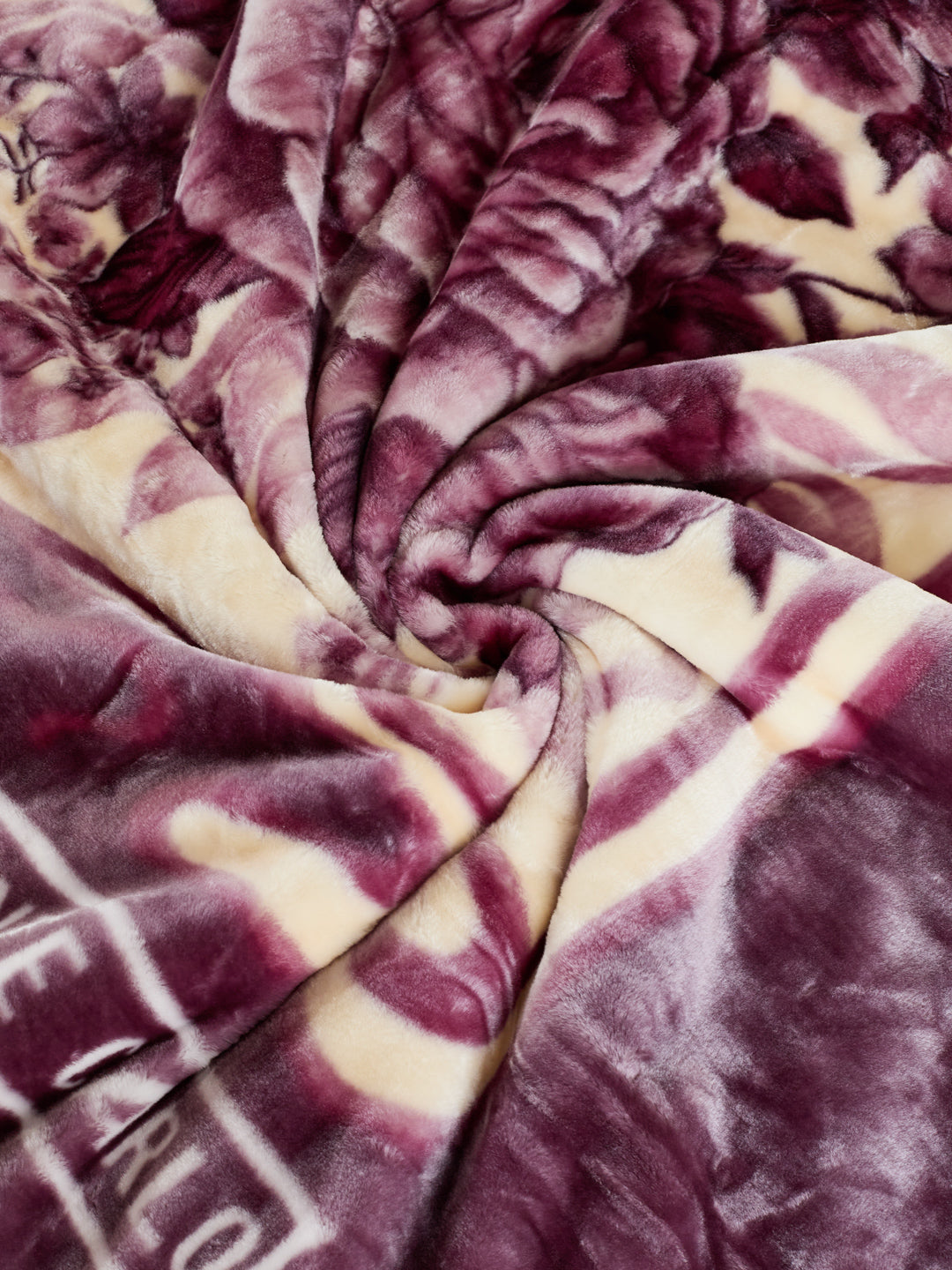 Printed Double Bed 3 Ply 1300 GSM Blanket for Winter (Rustom), Weight 7 kg