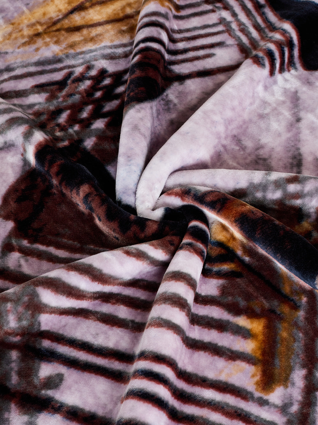 Printed Double Bed 2 Ply 950 GSM Blanket for Winter (Sensation), Weight 5 kg