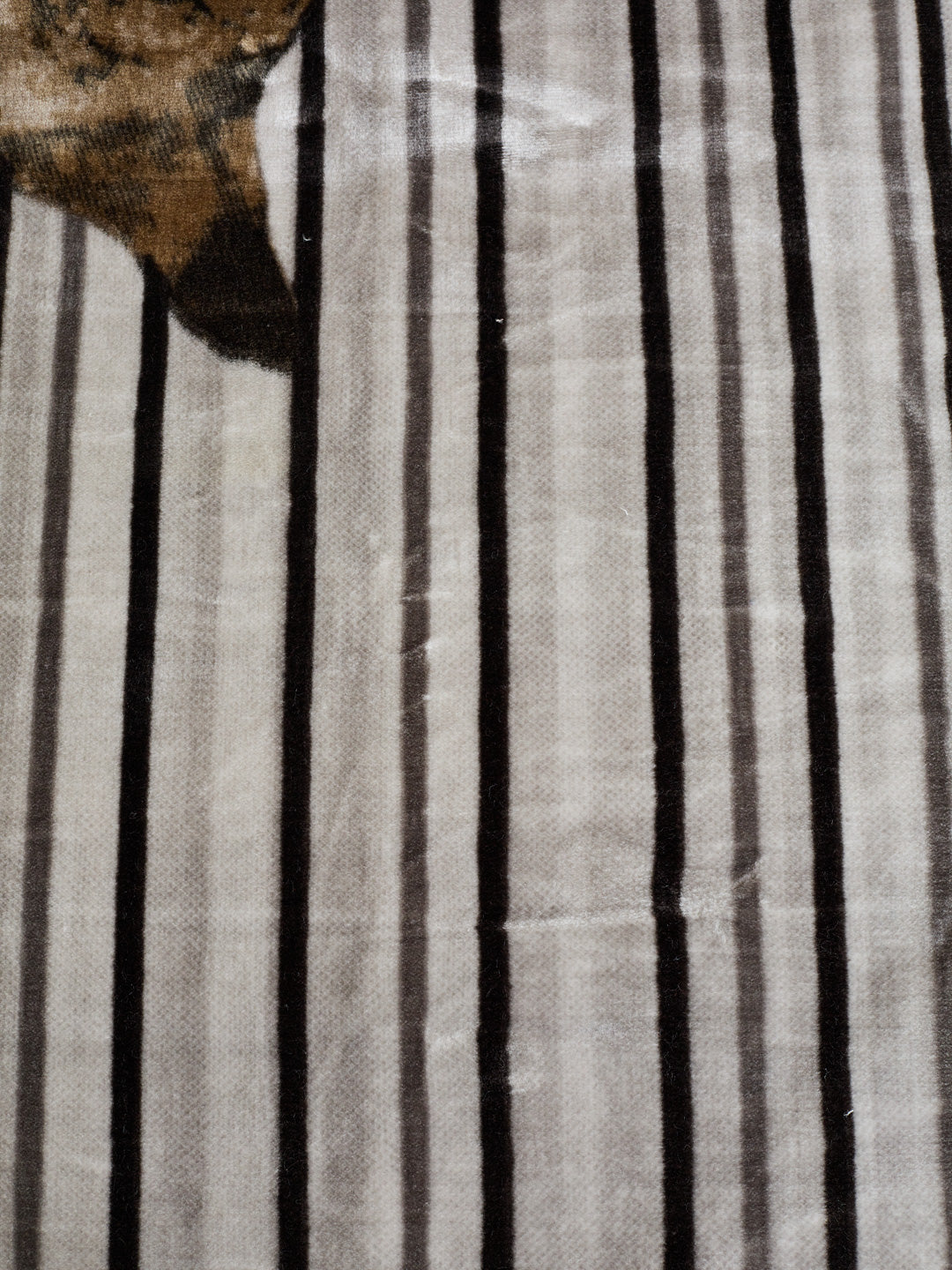 Printed Double Bed 2 Ply 950 GSM Blanket for Winter (Sensation), Weight 5 kg