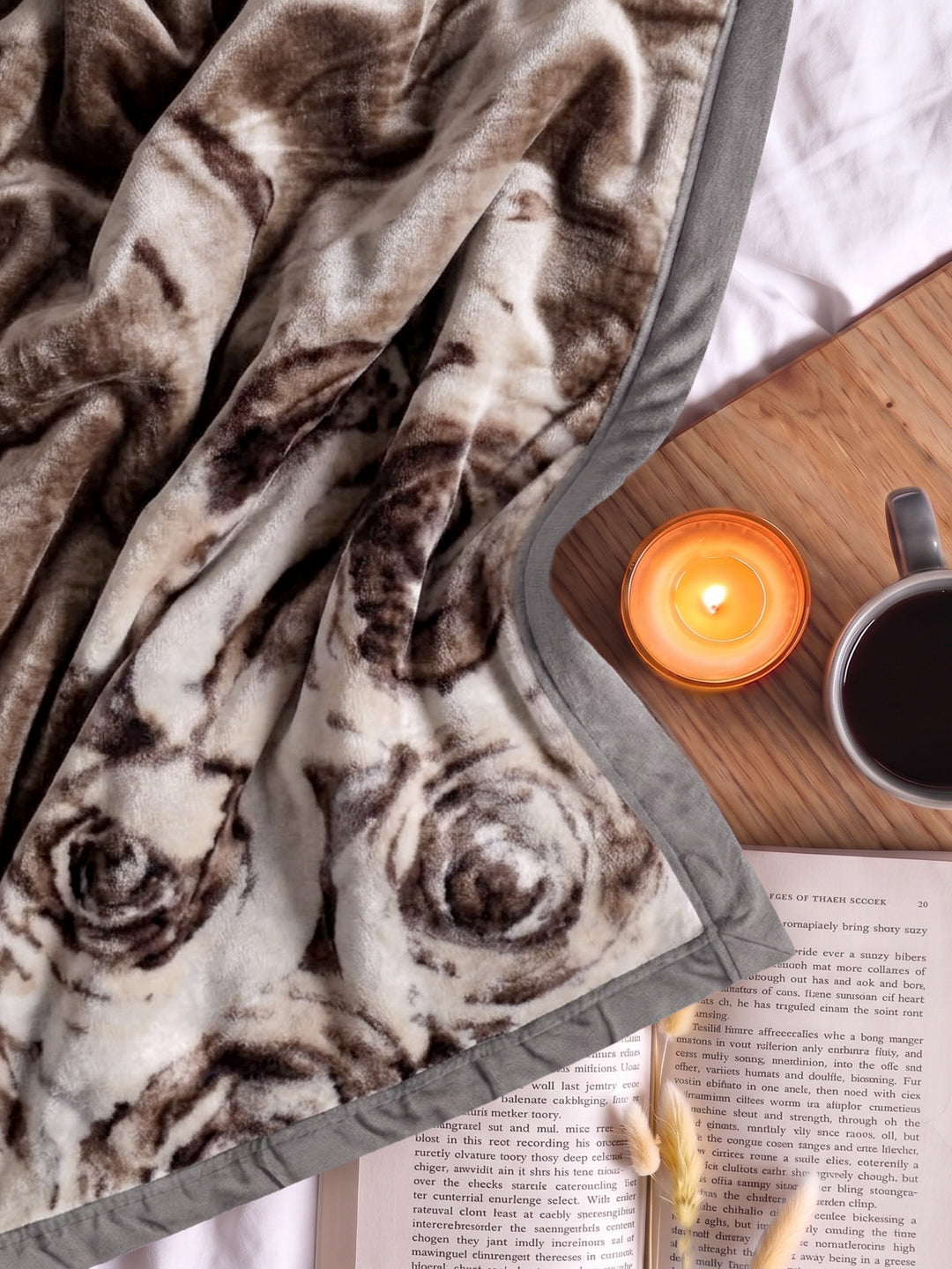 Printed Double Bed 2 Ply 950 GSM Blanket for Winter (Sensation), Weight 5 kg