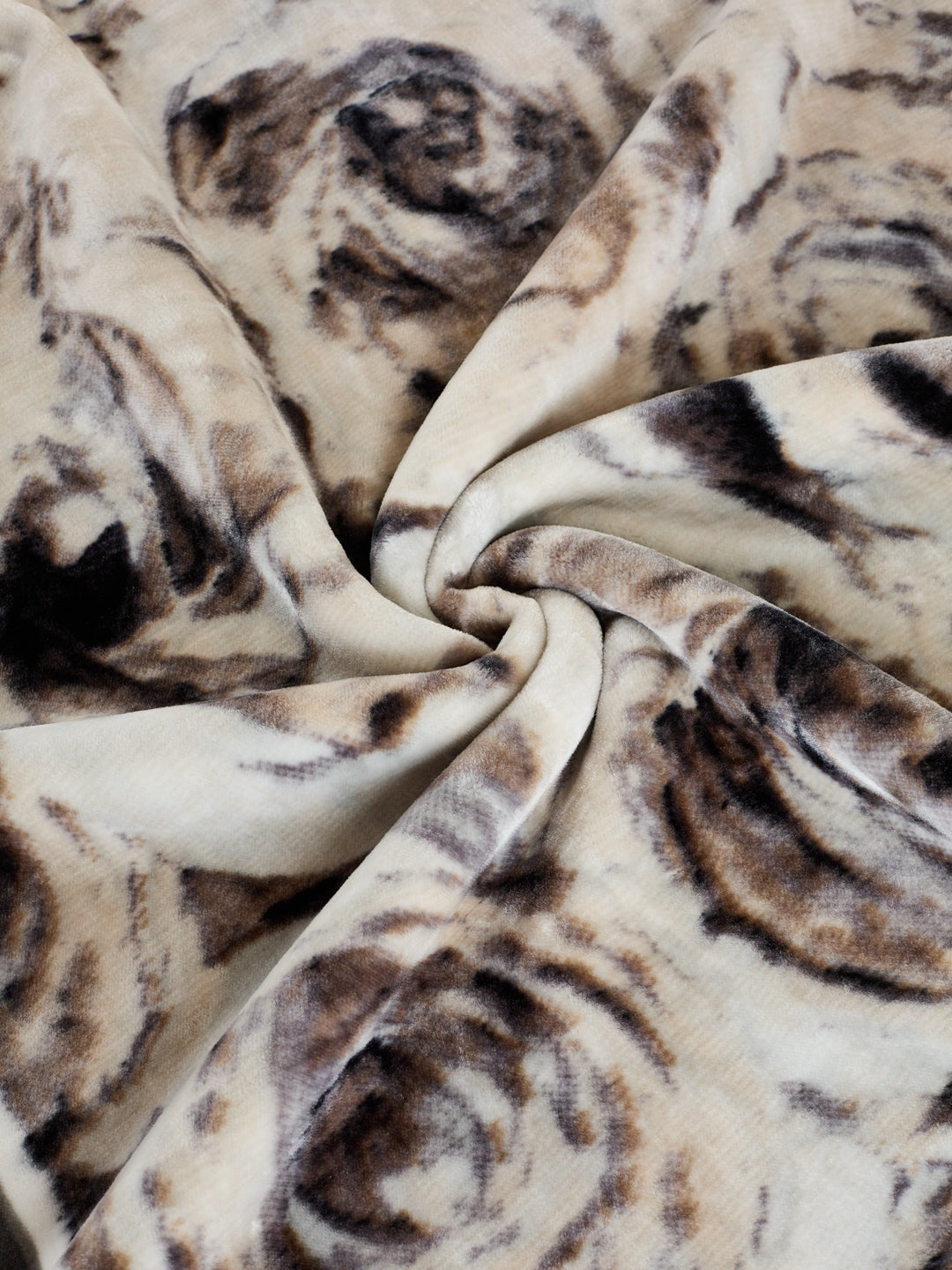 Printed Double Bed 2 Ply 950 GSM Blanket for Winter (Sensation), Weight 5 kg
