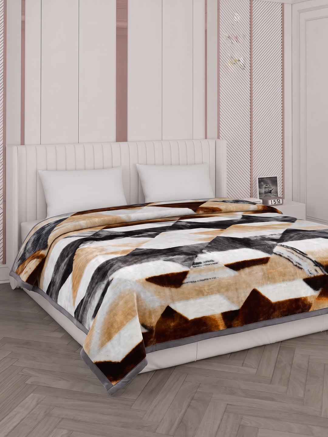 Printed Double Bed 2 Ply 950 GSM Blanket for Winter (Sensation), Weight 5 kg