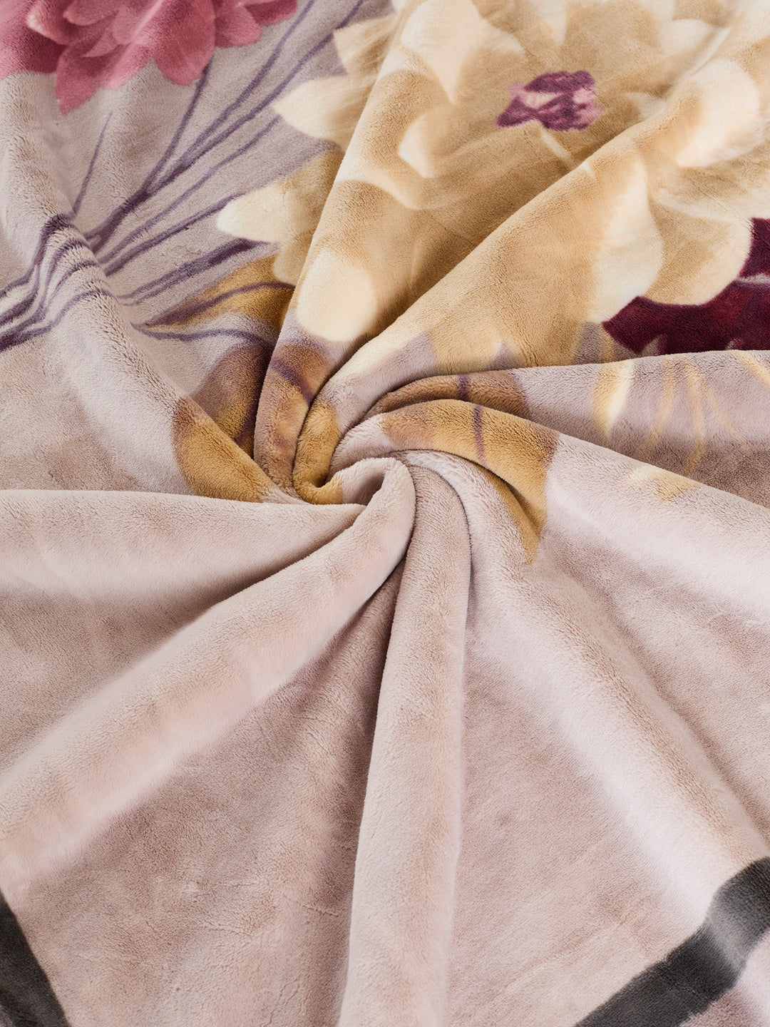 Floral Print Double Bed 3 Ply 890 GSM Blanket for Winter (Sissoo), Weight 4.7 kg