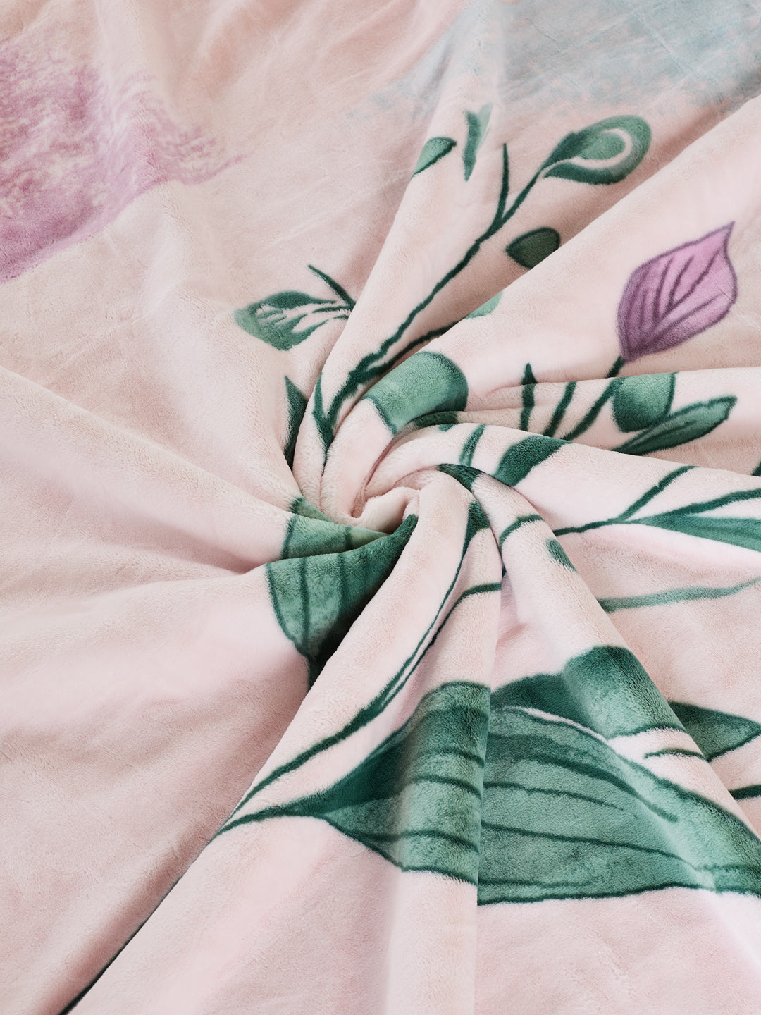 Floral Print Double Bed 3 Ply 890 GSM Blanket for Winter (Sissoo), Weight 4.7 kg