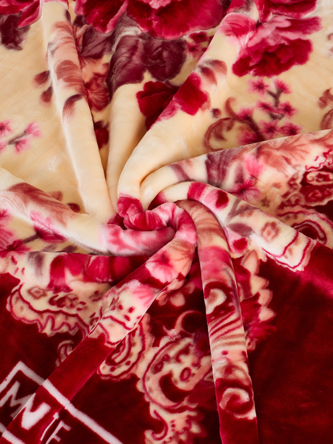 Floral Print Double Bed 2 Ply 750 GSM Blanket for Winter (Super Star), Weight 4 kg