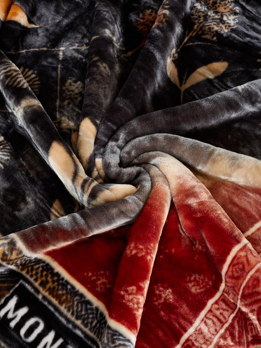 Printed Double Bed 2 Ply 850 GSM Blanket for Winter (Tohfa), Weight 4.5 kg