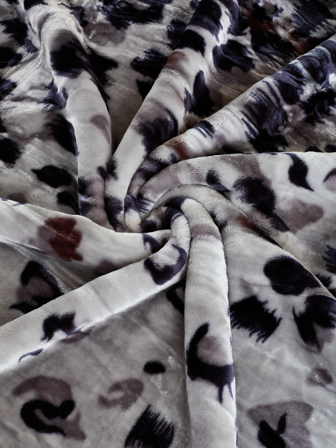 Printed Double Bed 2 Ply 850 GSM Blanket for Winter (Tohfa), Weight 4.5 kg