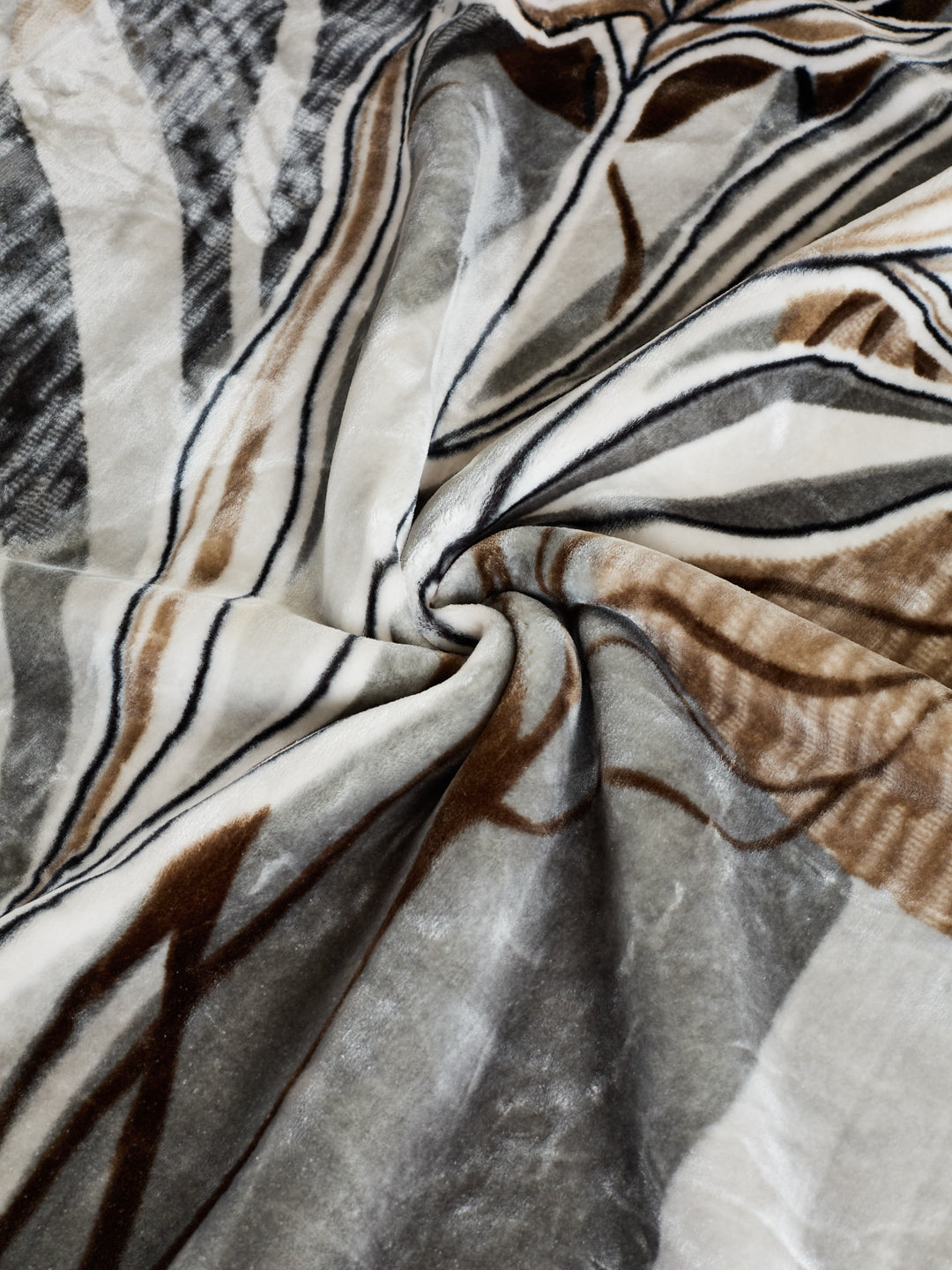 Printed Single Bed 2 Ply 700 GSM Blanket for Winter (Wade), Weight 3.7 kg