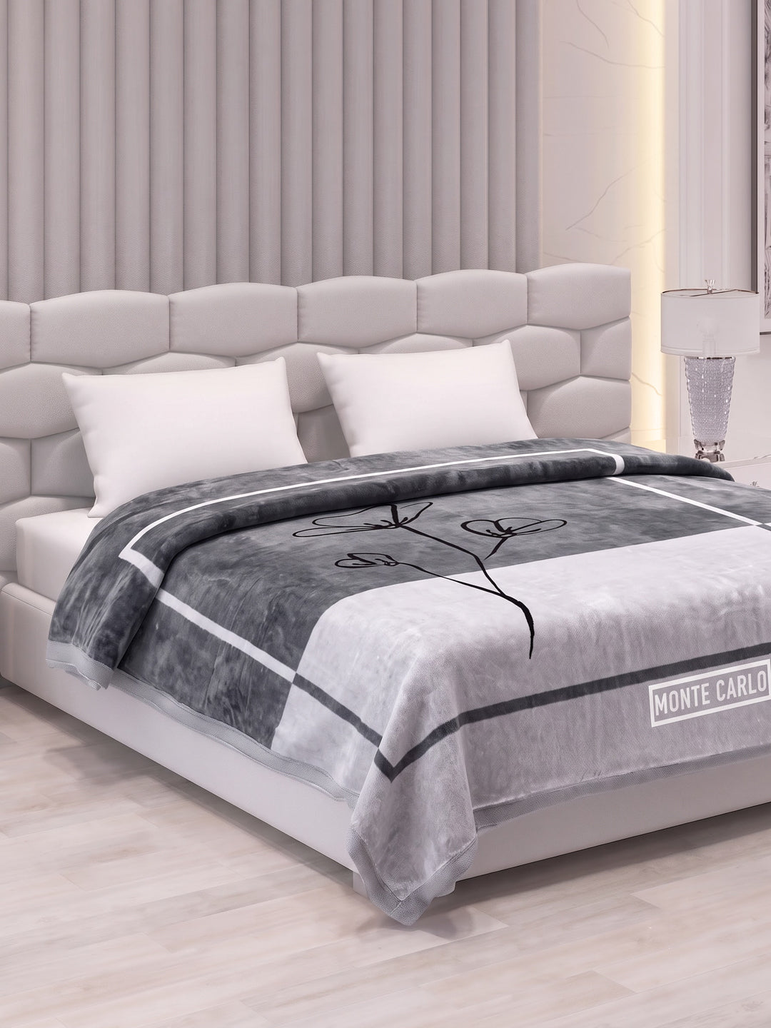 Printed Double Bed 3 Ply 900 GSM Blanket for Winter (Wild Side), Weight 4.8 kg