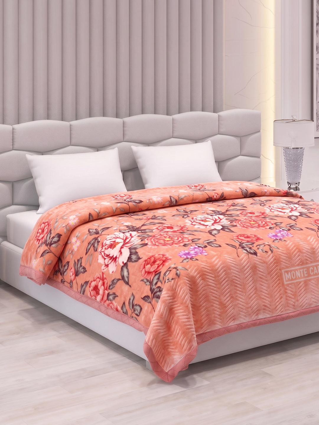 Printed Double Bed 3 Ply 900 GSM Blanket for Winter (Wild Side), Weight 4.8 kg