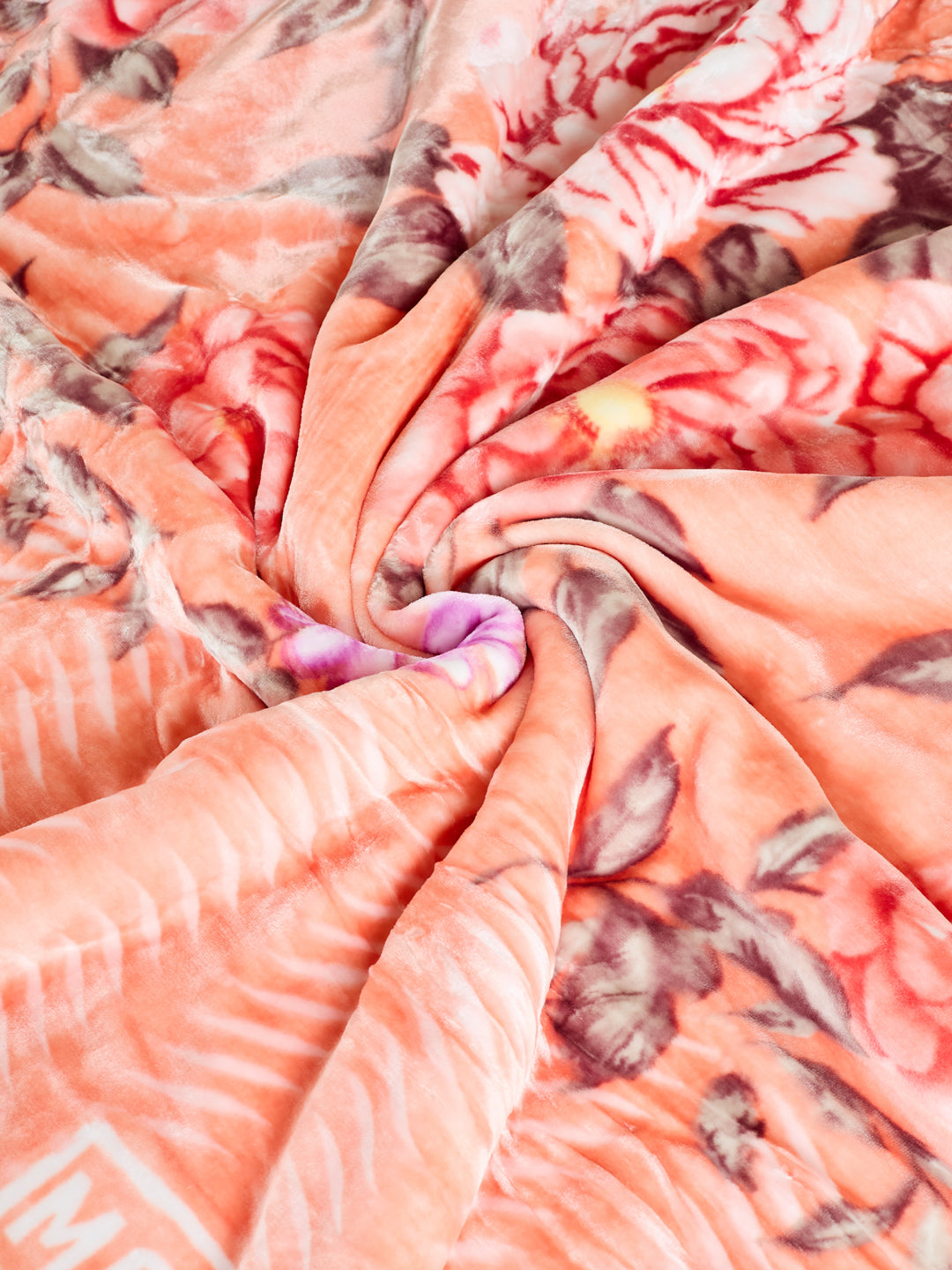 Printed Double Bed 3 Ply 900 GSM Blanket for Winter (Wild Side), Weight 4.8 kg