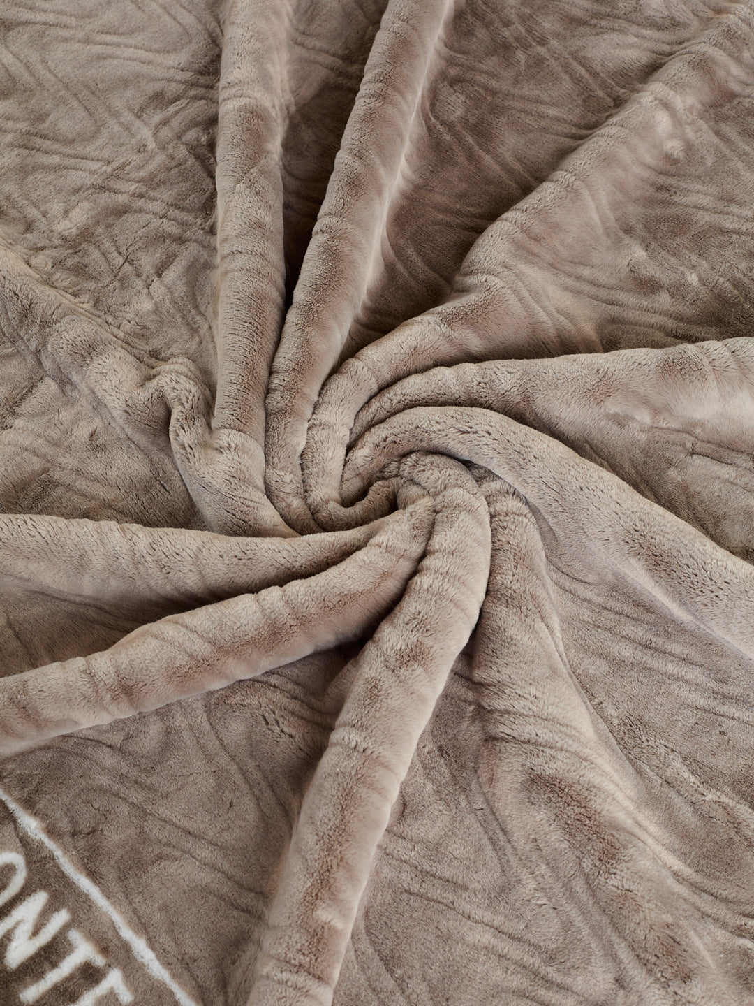Printed Double Bed 2 Ply 840 GSM Blanket for Winter (Windsor), Weight 4.4 kg