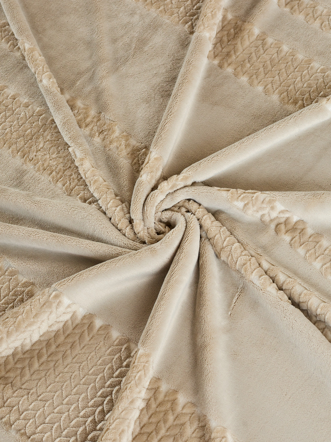 Printed Double Bed 2 Ply 470 GSM Blanket for Winter (Winston), Weight 2.5 kg