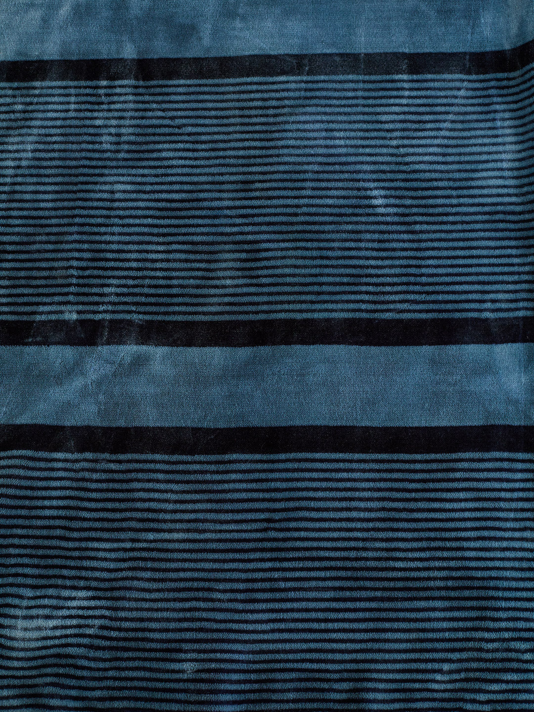 Printed Double Bed 2 Ply 990 GSM Blanket for Winter (Zurich), Weight 5.2 kg