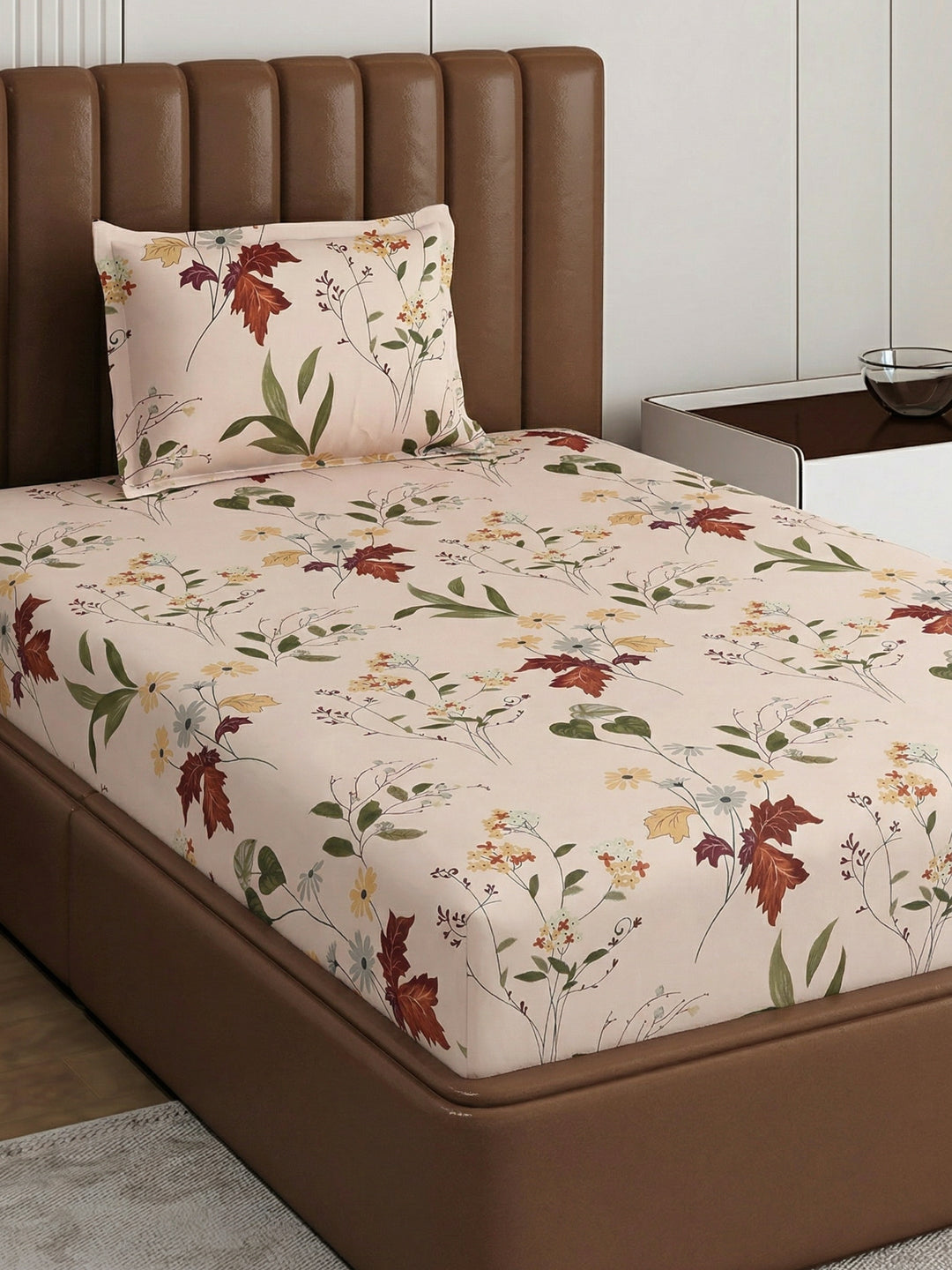 130 GSM Polyester Single Bed Bedsheet with 1 Pillow Cover Decoy Collection