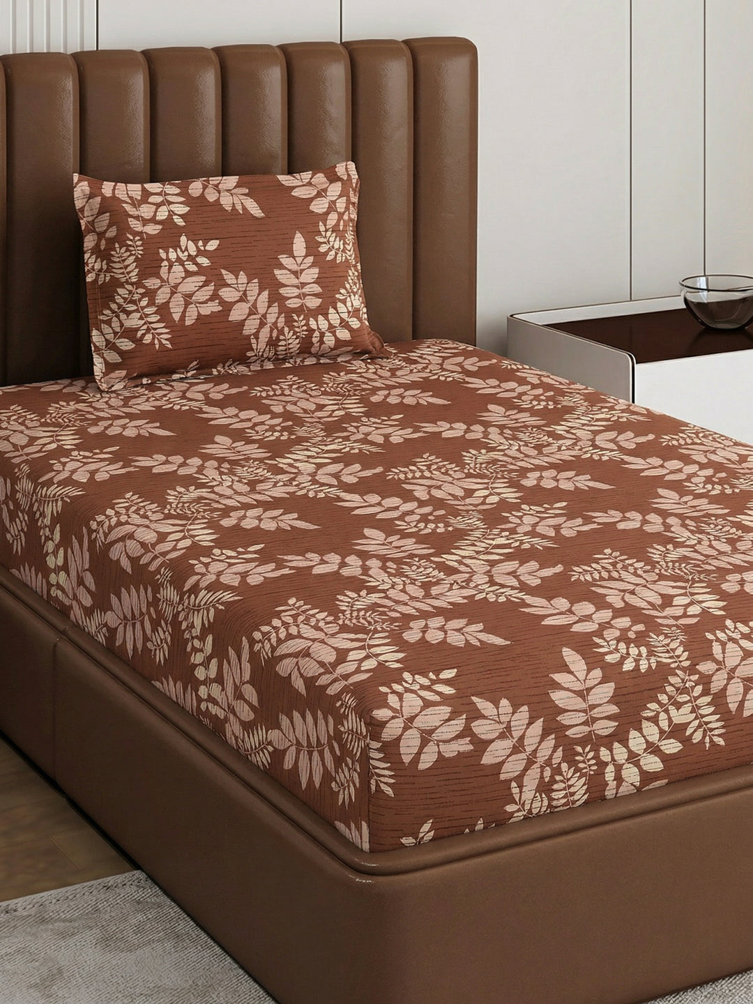 130 GSM Polyester Single Bed Bedsheet with 1 Pillow Cover Decoy Collection