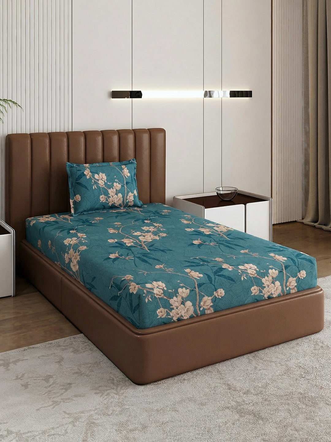 130 GSM Polyester Single Bed Bedsheet with 1 Pillow Cover Decoy Collection