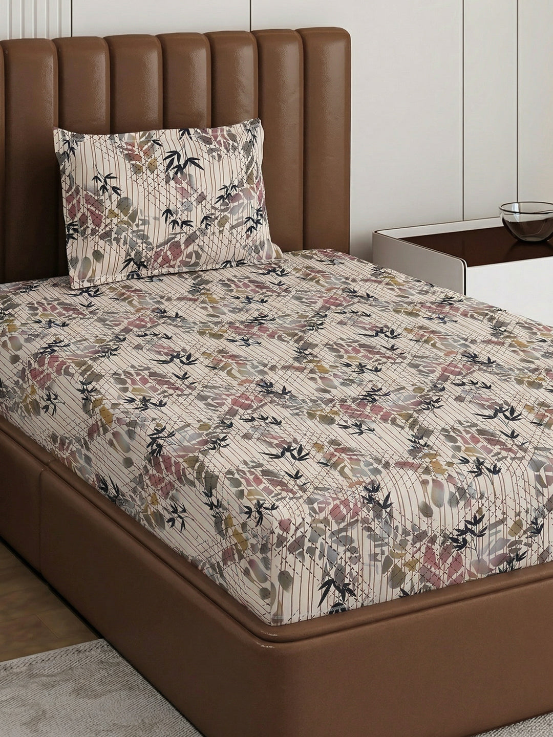 130 GSM Polyester Single Bed Bedsheet with 1 Pillow Cover Decoy Collection
