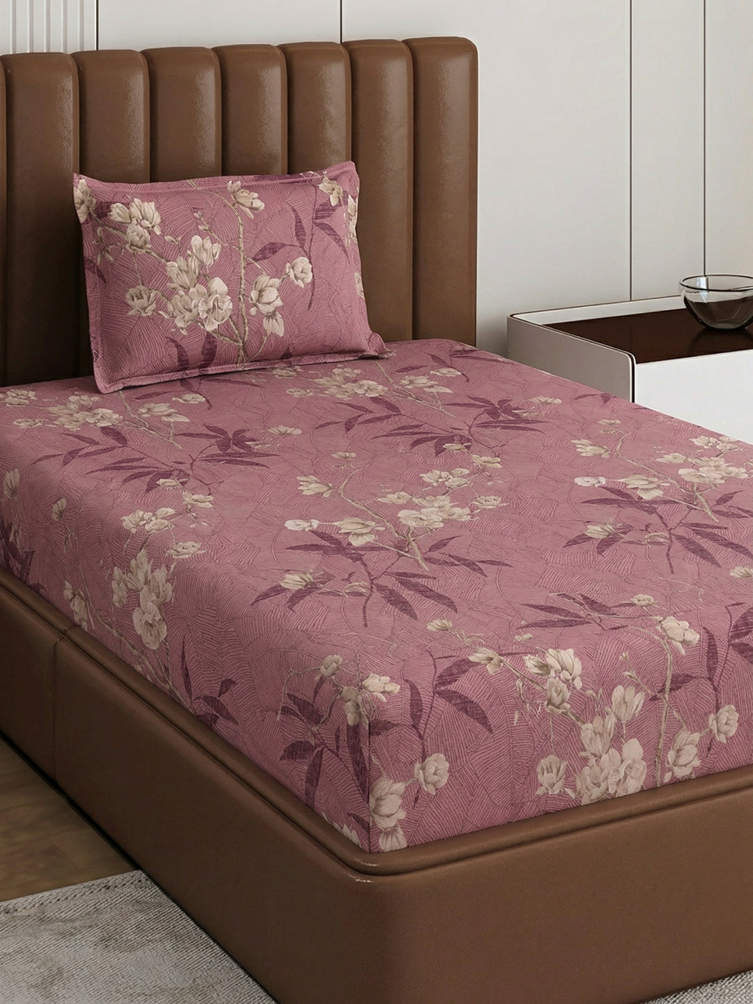 130 GSM Polyester Single Bed Bedsheet with 1 Pillow Cover Decoy Collection