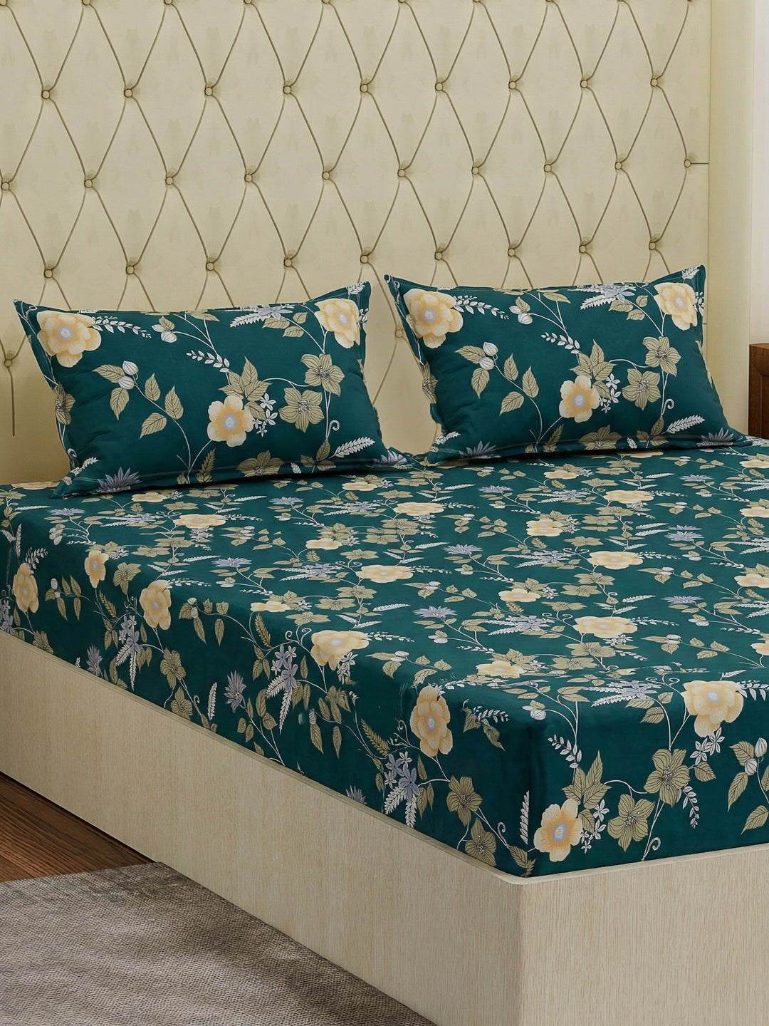 130 GSM Polyester Double Bed Bedsheet with 2 Pillow Covers Fashnik Collection