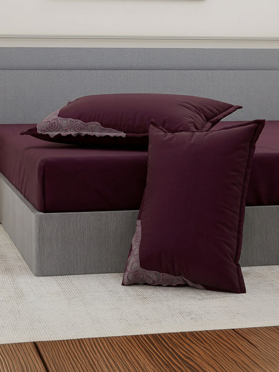 Luxury 400 TC Pure Cotton King Size Bedsheet with 2 Pillow Covers Lace Magic Collection