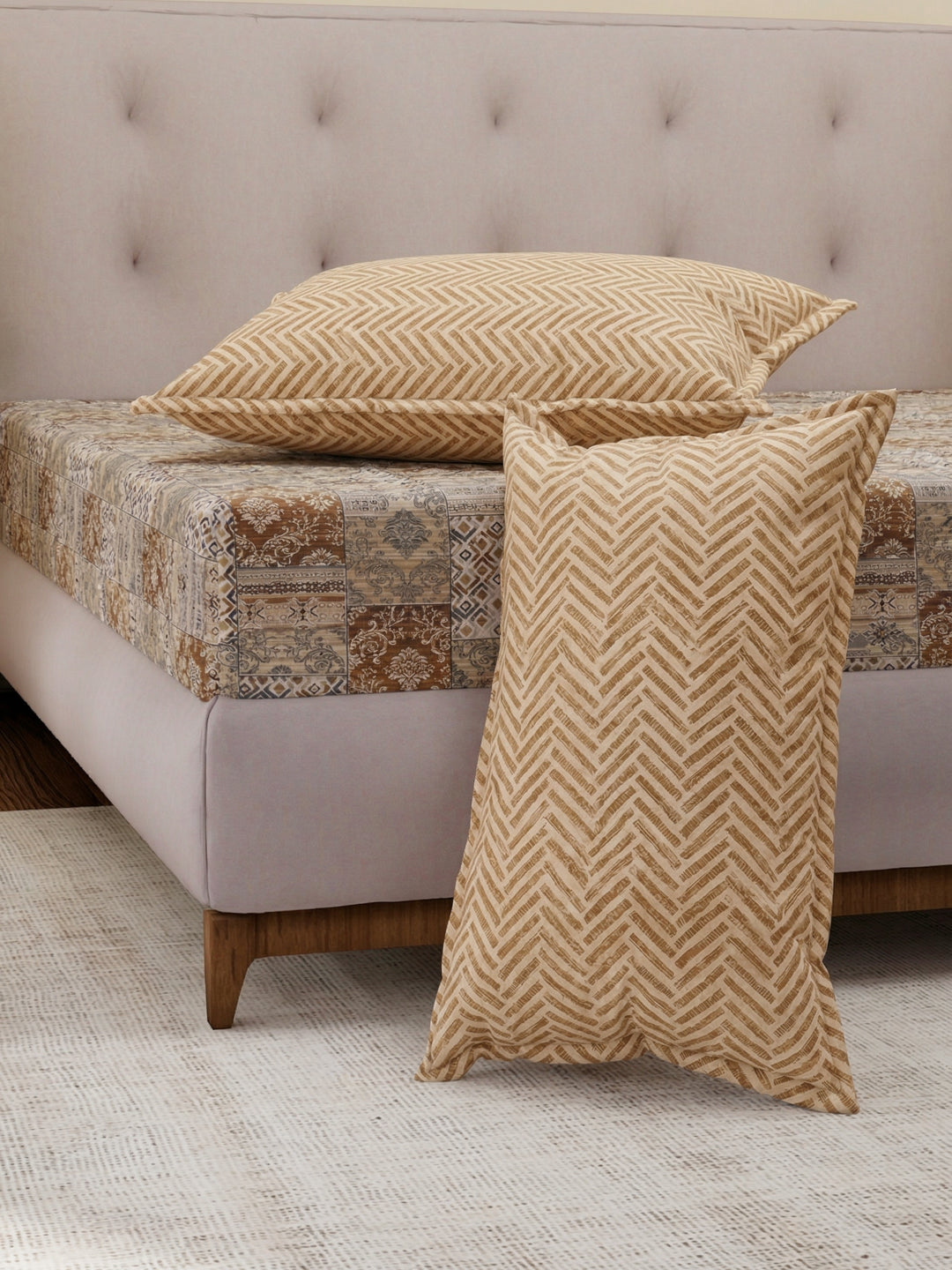 MOCA by Monte Carlo 120 TC Polycotton Double Bed Bedsheet with 2 Pillow Covers Paradise Collection