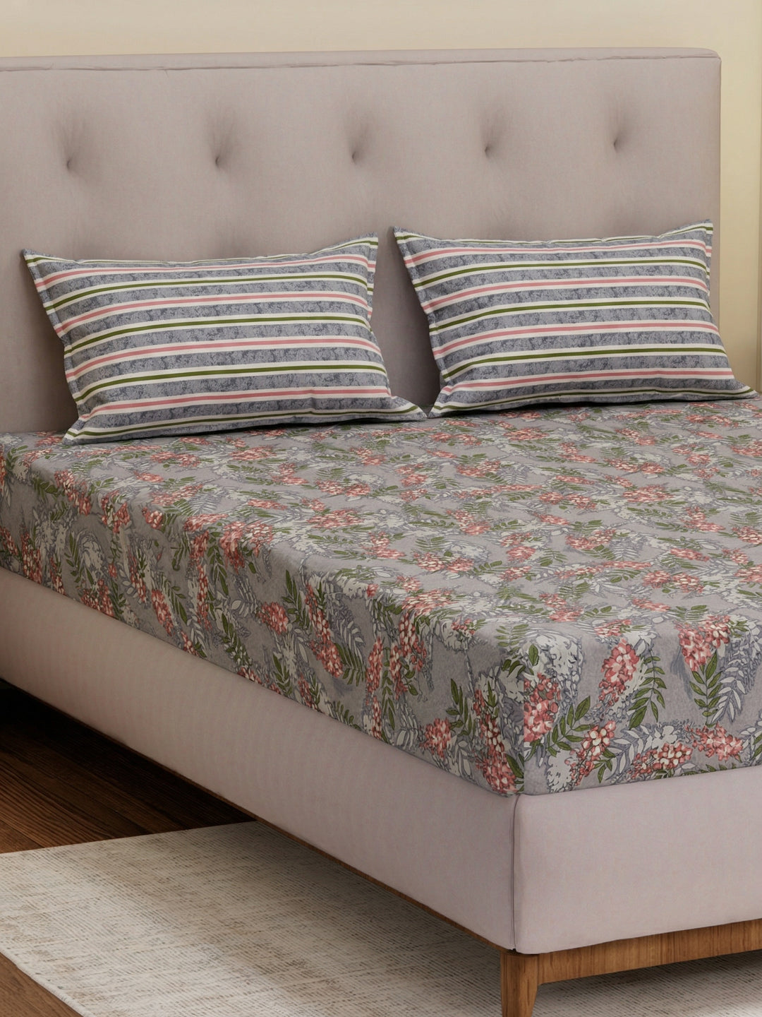 MOCA by Monte Carlo 120 TC Polycotton Double Bed Bedsheet with 2 Pillow Covers Paradise Collection