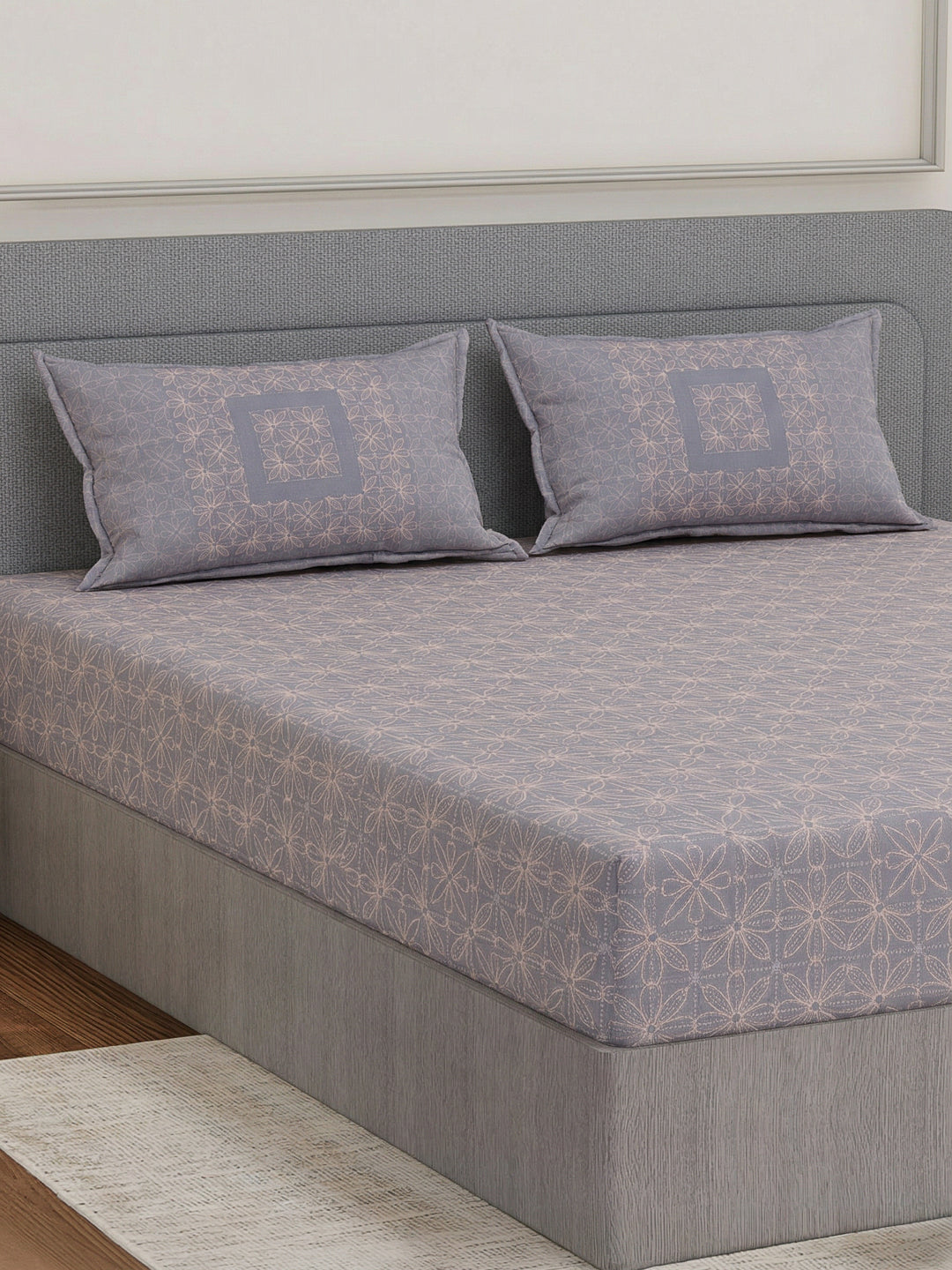 Premium 200 TC Pure Cotton King Size Bedsheet with 2 Pillow Covers Classique Unique Collection