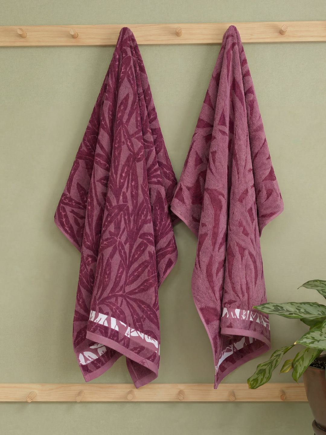 Luxury Burgundy Bamboo Cotton Self Design 630 GSM Bath Towel Eco Bamboo Bliss 1 Pc Box Pack