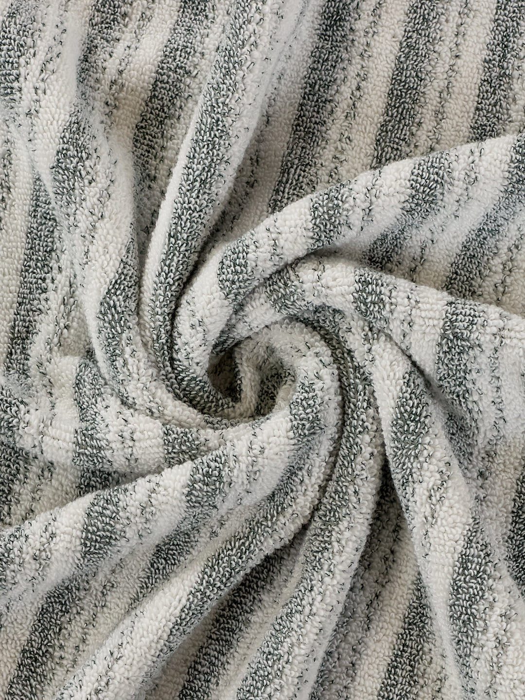 Premium Green & White Pure Cotton Self Design 500 GSM Bath Towel 1 Piece (Green Weave Collection)