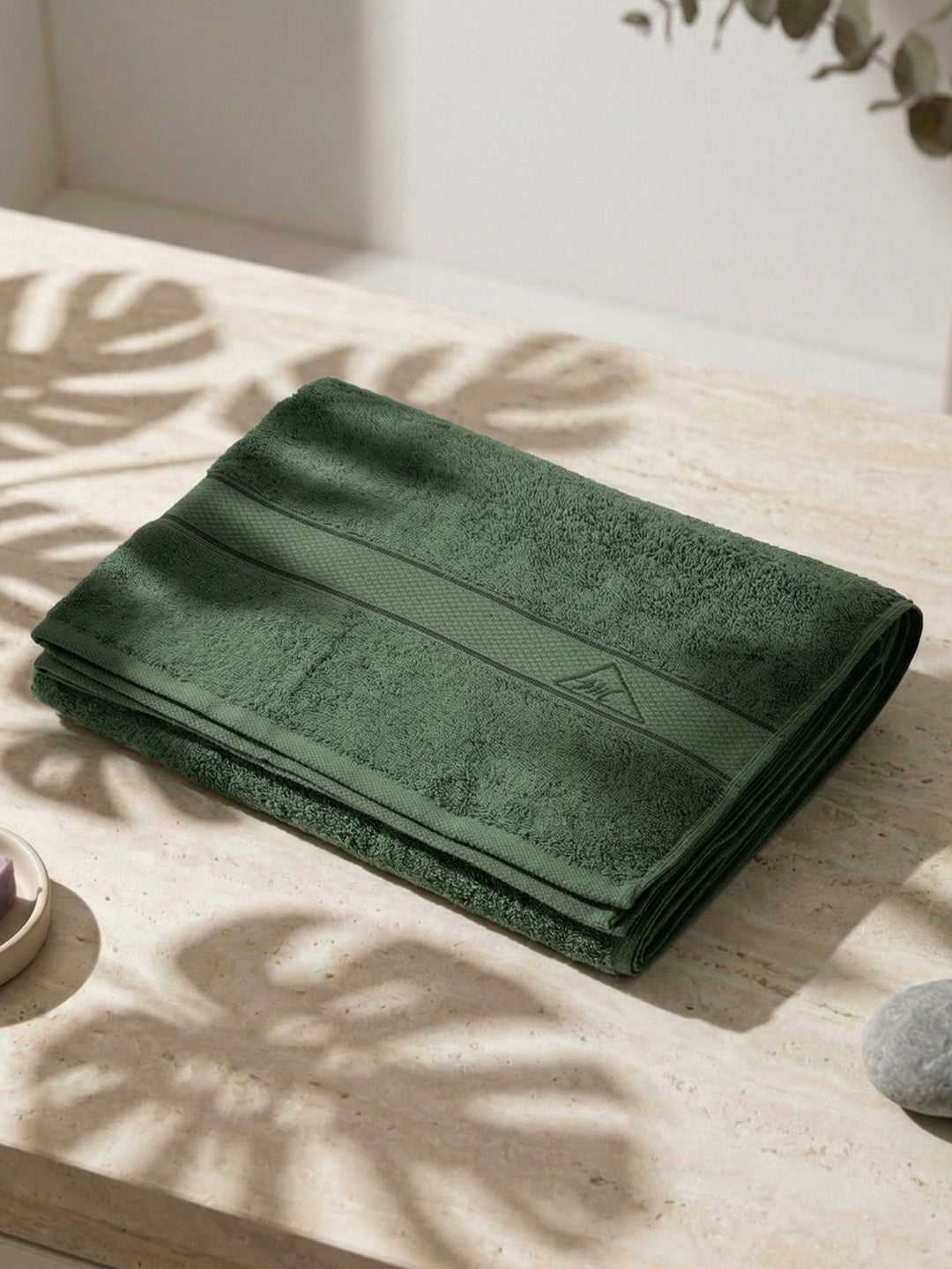 Premium Green 100% Cotton Solid 525 GSM Bath Towel Iris 1 Pc Pvc Pack